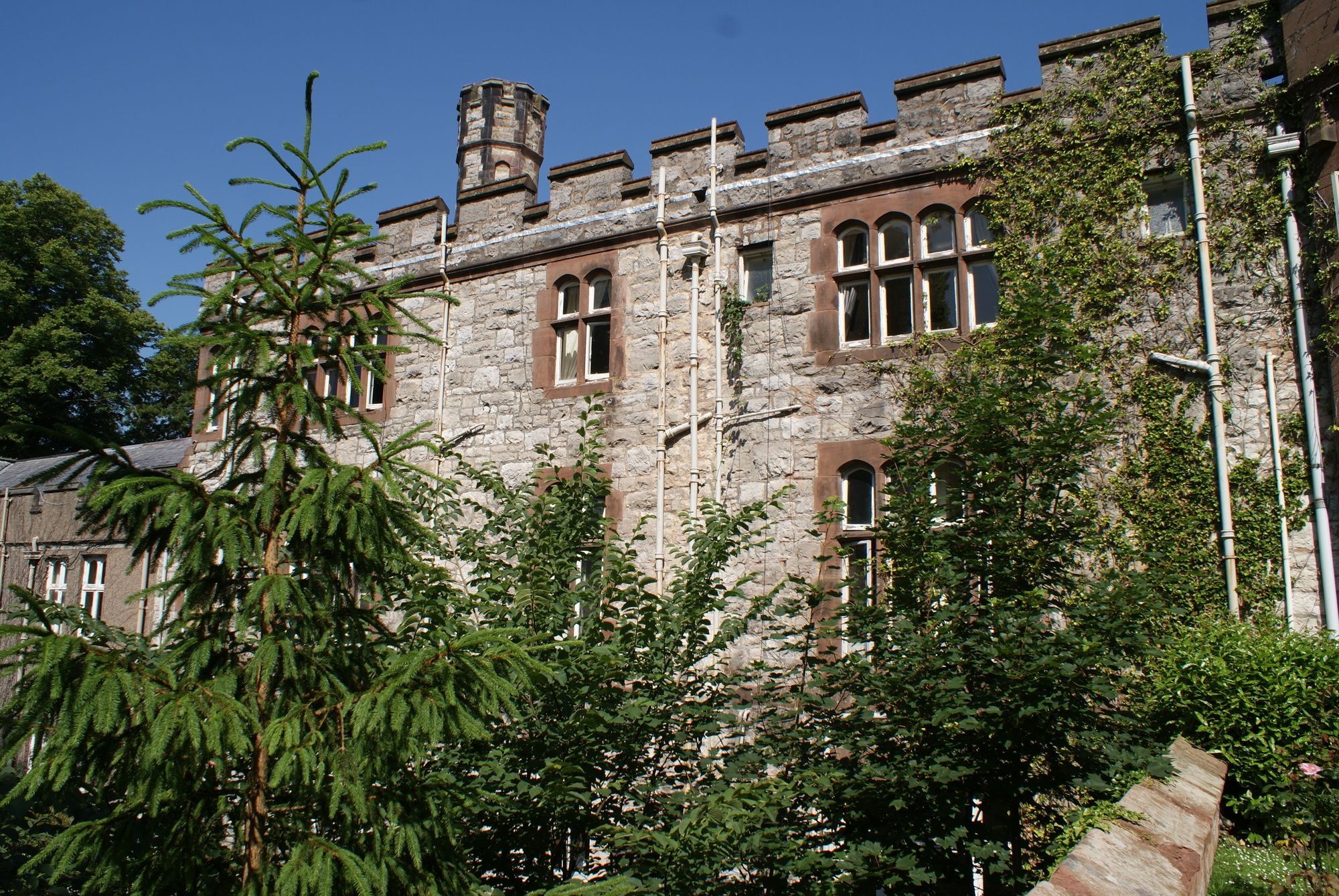 Ruthin Castle Hotel And Spa Exterior foto